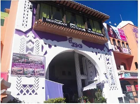Beachfront Dona Lola Apartment Sitio de Calahonda